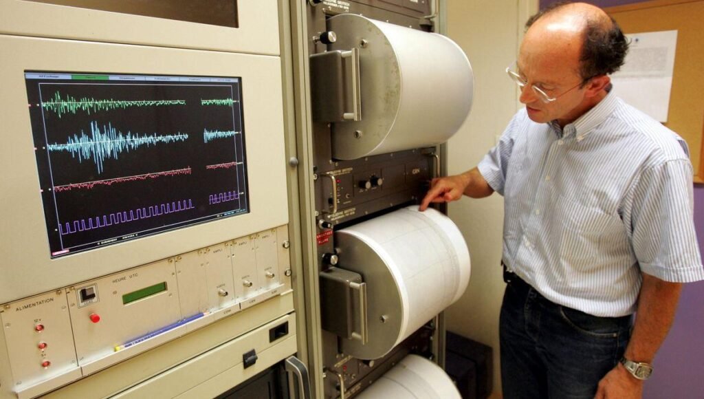 How Scientists Predict Earthquakes and Volcanoes
